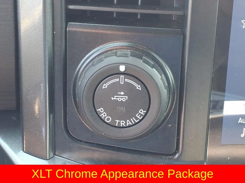 Used 2023 Black Ford XLT image 18