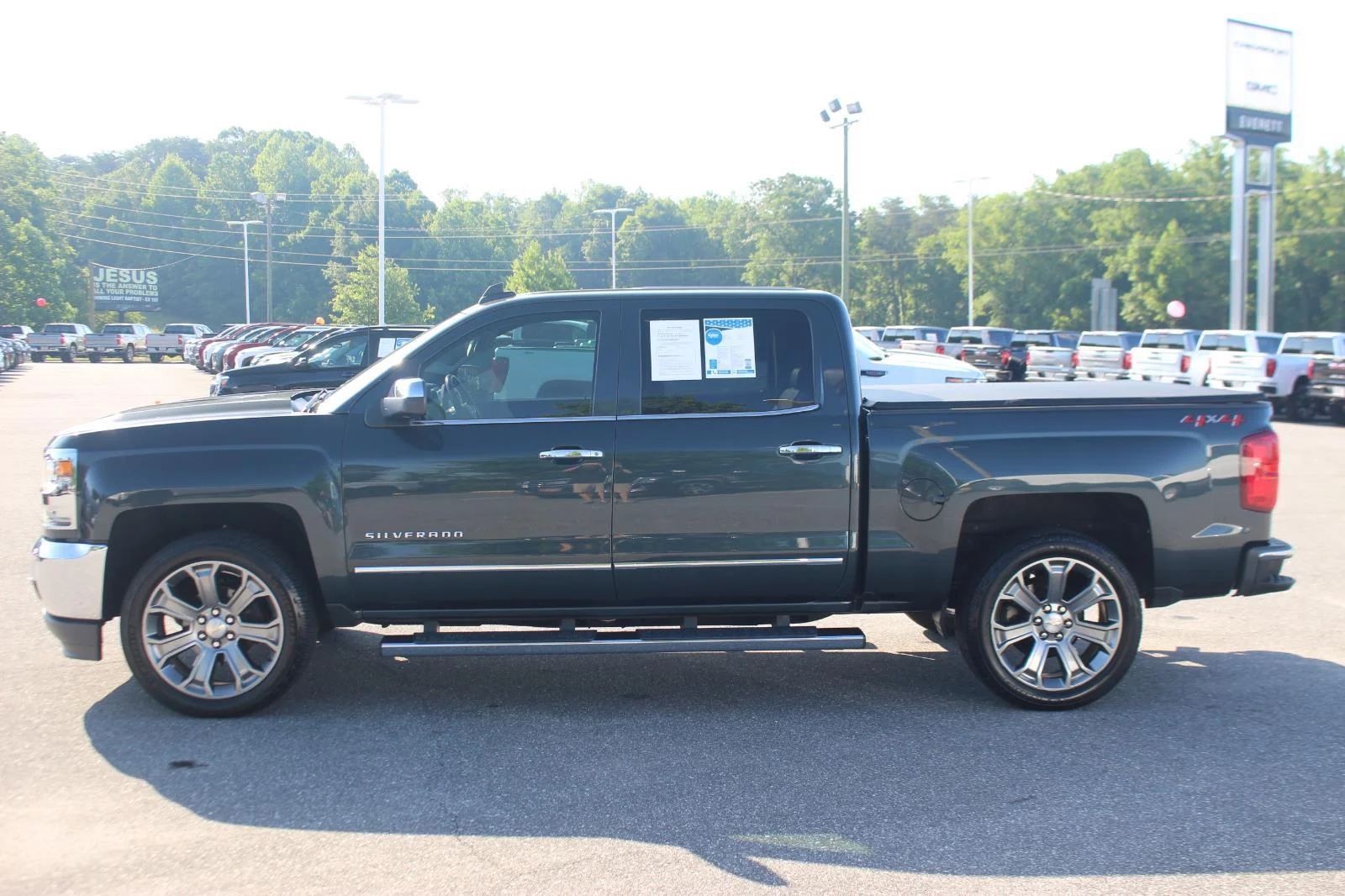 Used 2018 GRAPHITE METALLIC Chevrolet LTZ image 4