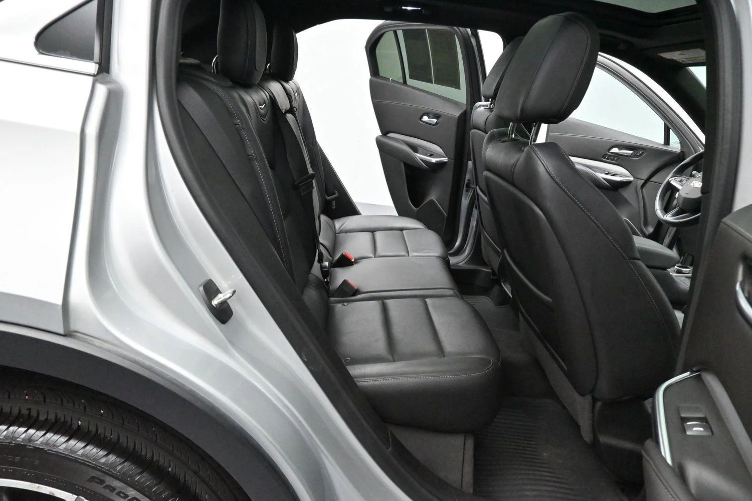 Used 2020 Radiant Silver Metallic Cadillac FWD Premium Luxury image 36