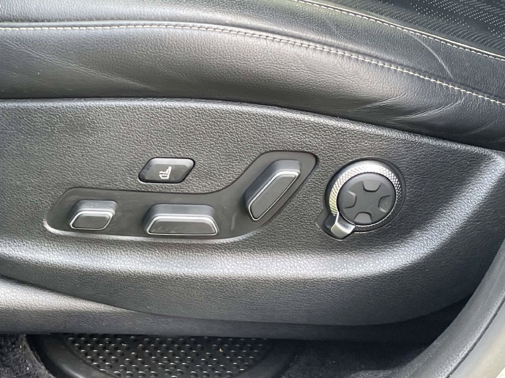 Used 2021 Silver Genesis 3.5T image 19
