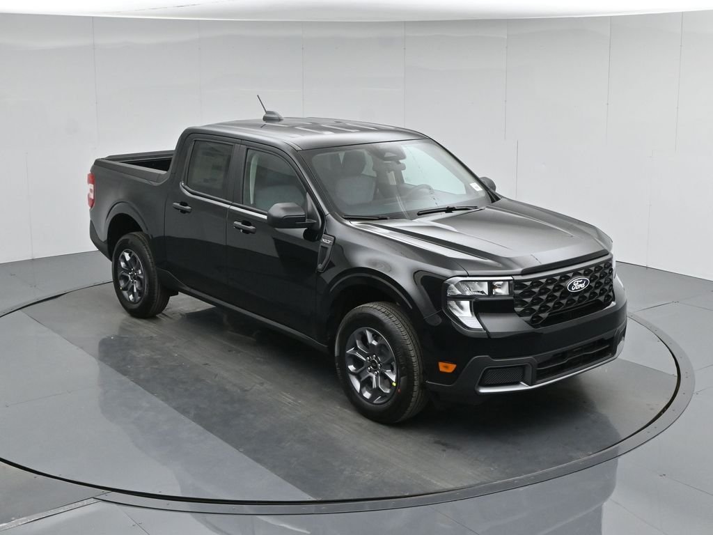 New 2026 Shadow Black Ford XLT image 36