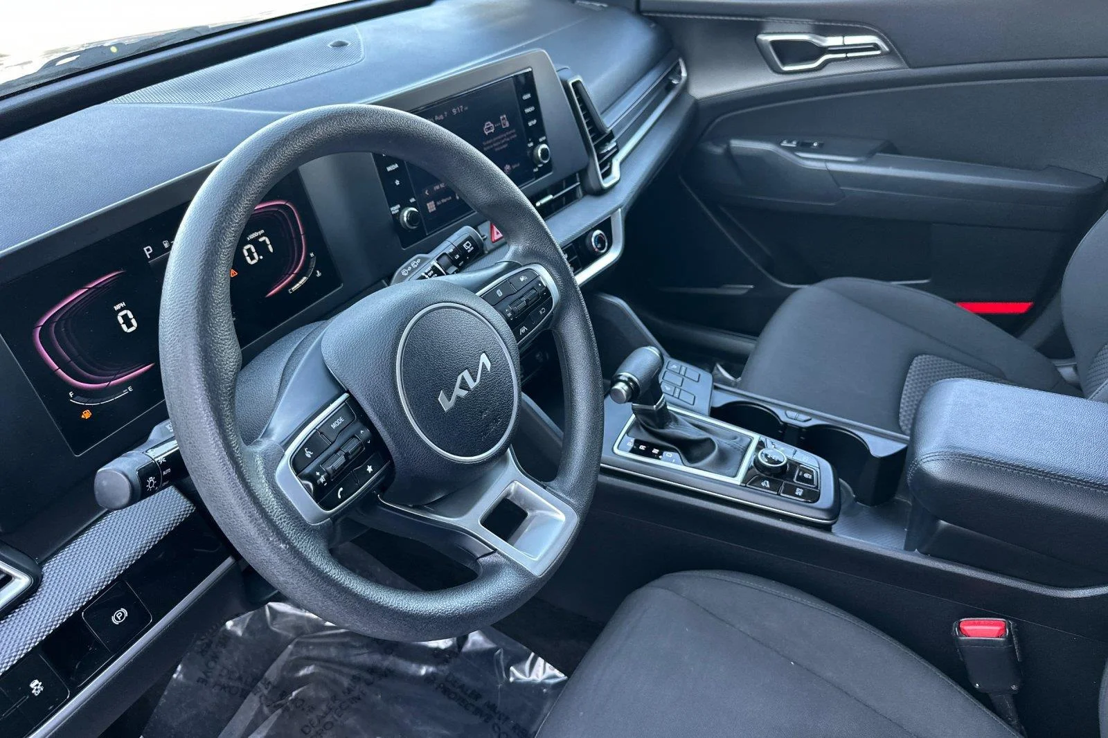 Used 2023 Gravity Gray Kia LX image 10