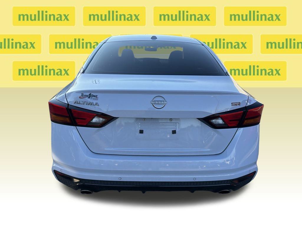 Used 2024 Gray Nissan 2.5 SR image 7