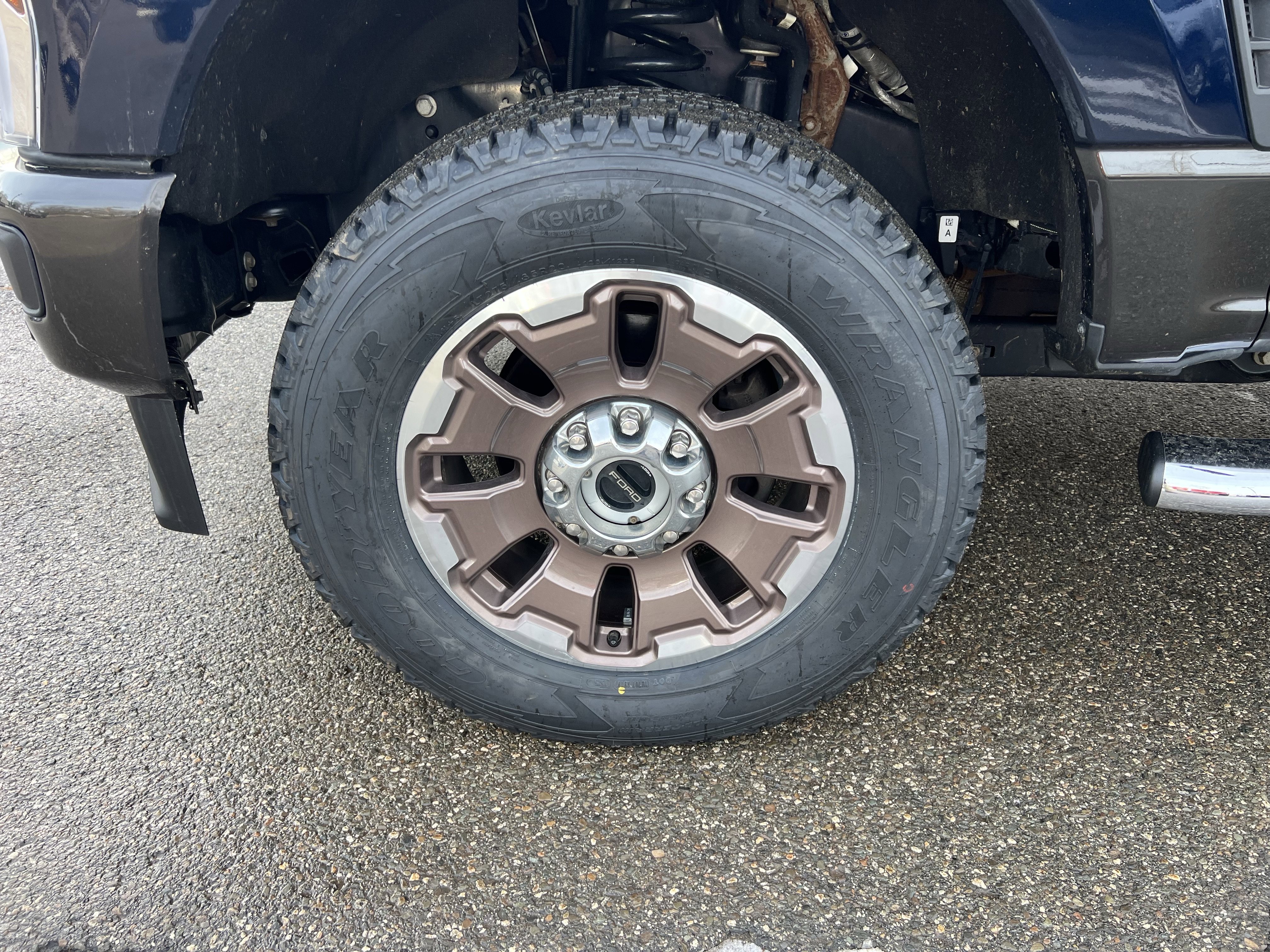 Used 2024 ANTIMATTER BLUE Ford King Ranch image 12