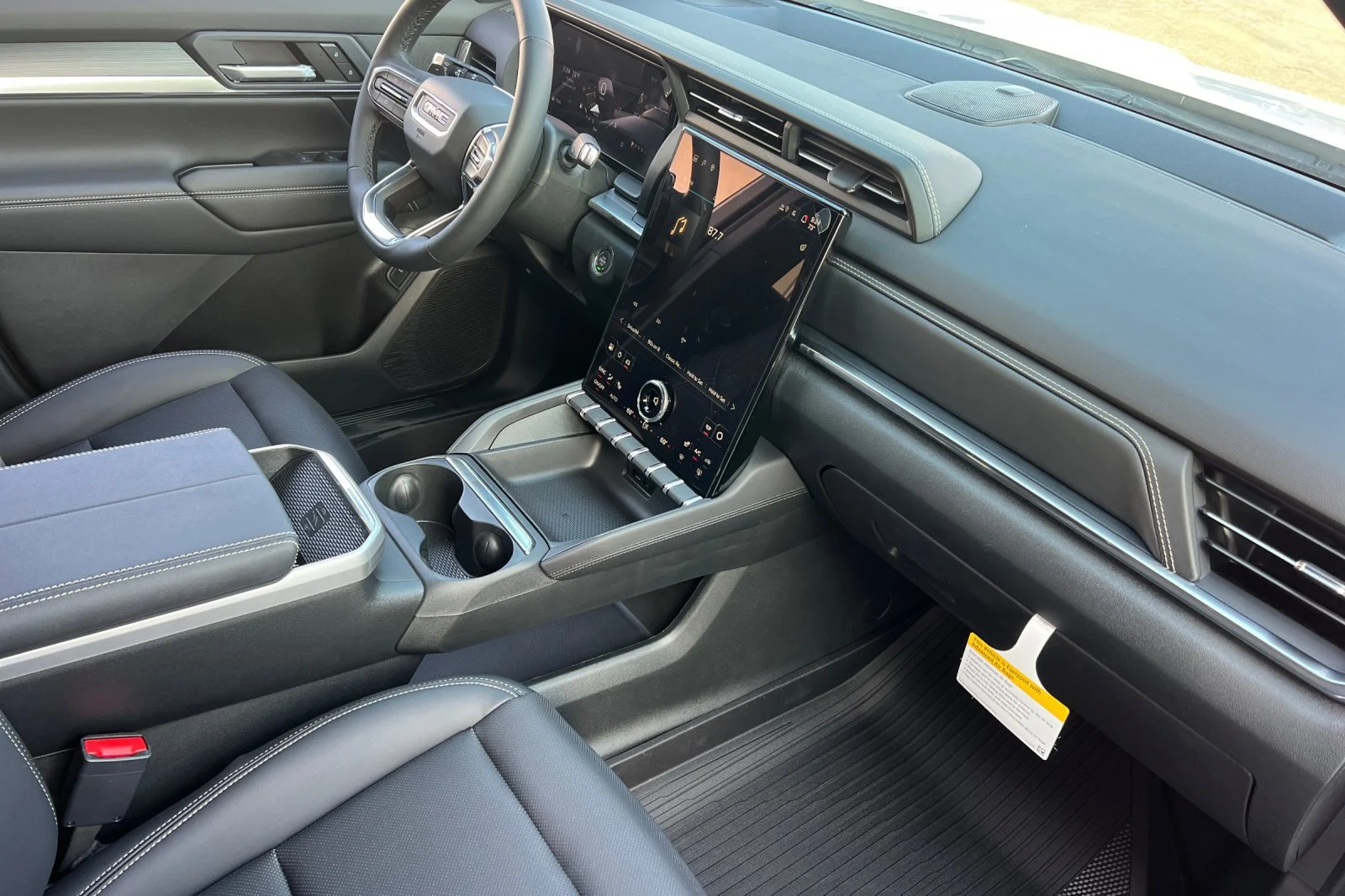 2027 GMC Terrain Elevation - Photo 16