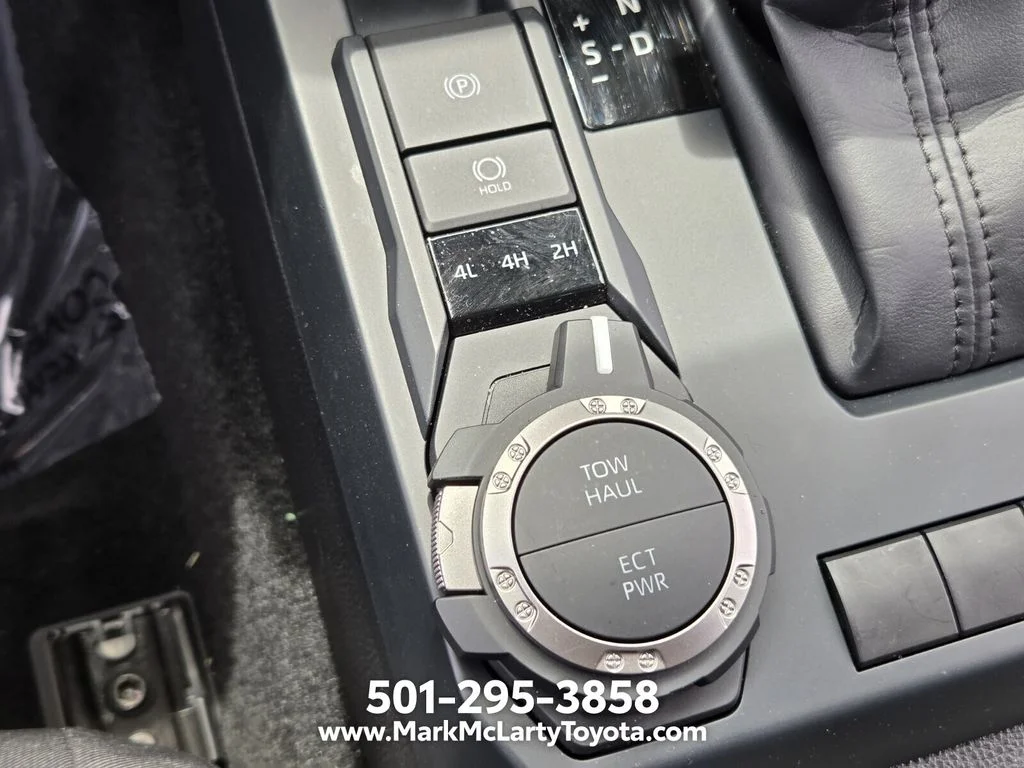 Used 2025 Silver Toyota SR5 image 23