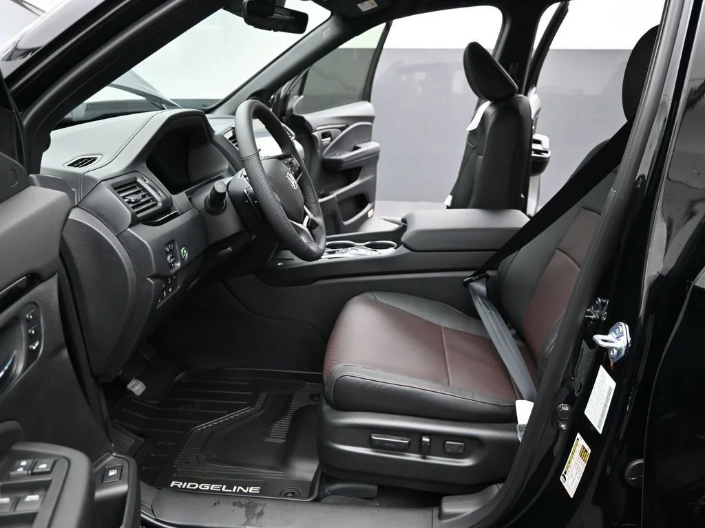 Certified Used 2026 Crystal Black Pearl Honda Black Edition image 57
