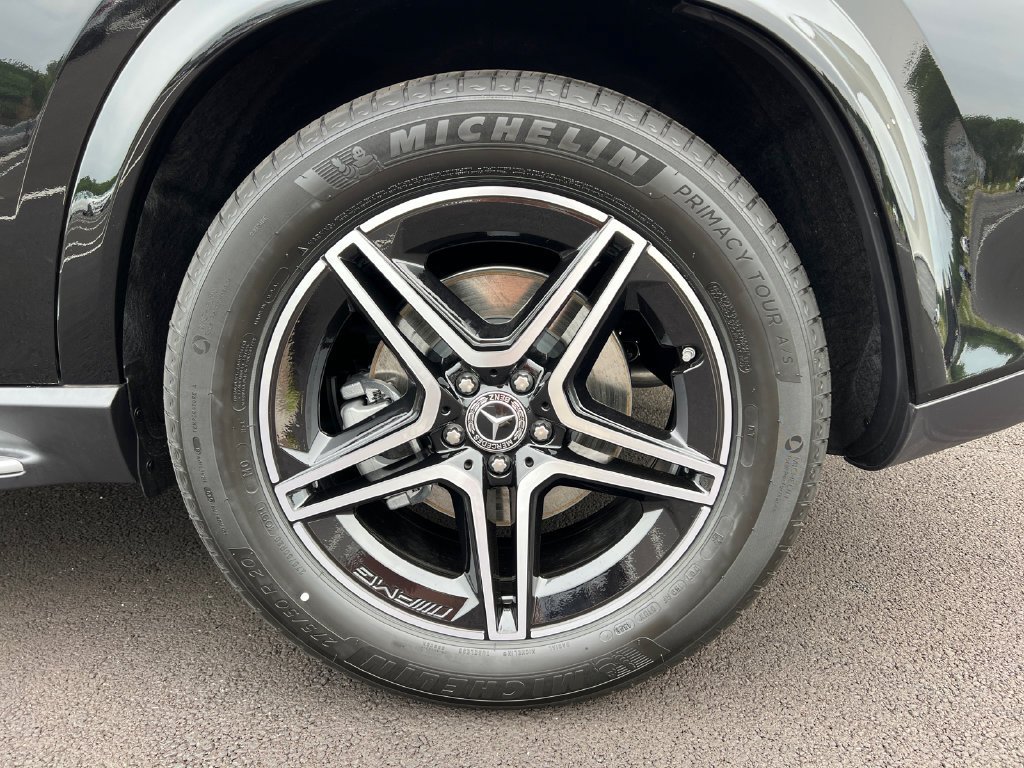 New 2026 Obsidian Black Metallic Mercedes-Benz GLE 450 image 33