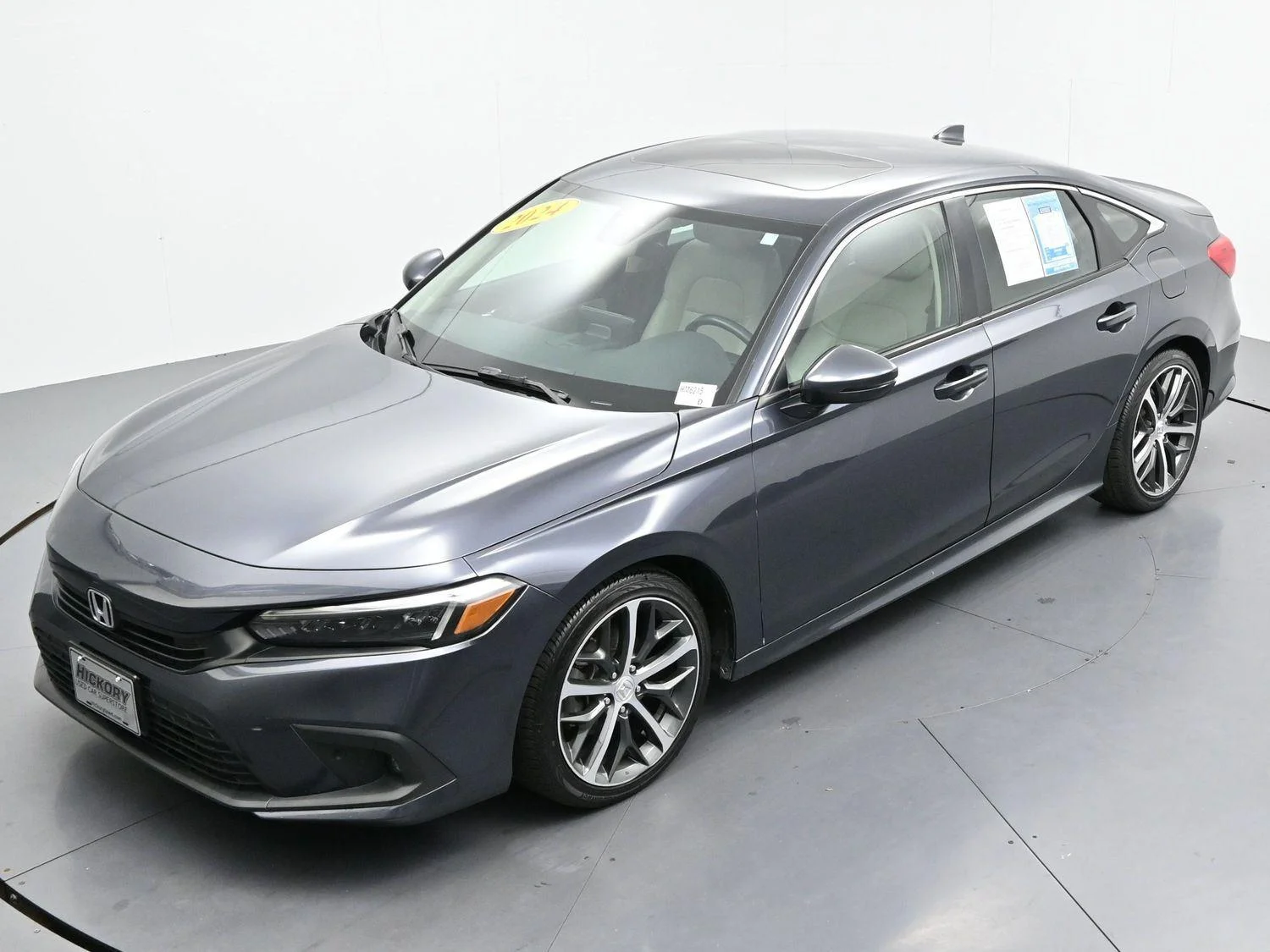 Used 2024 Meteorite Gray Metallic Honda Touring image 43