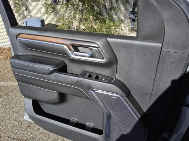 Used 2024 Sterling Metallic GMC Denali DRW image 9