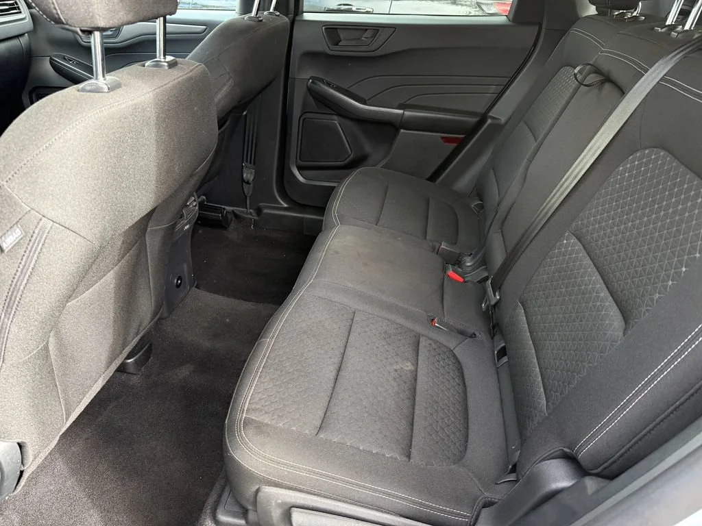 Used 2025  Ford Active image 24