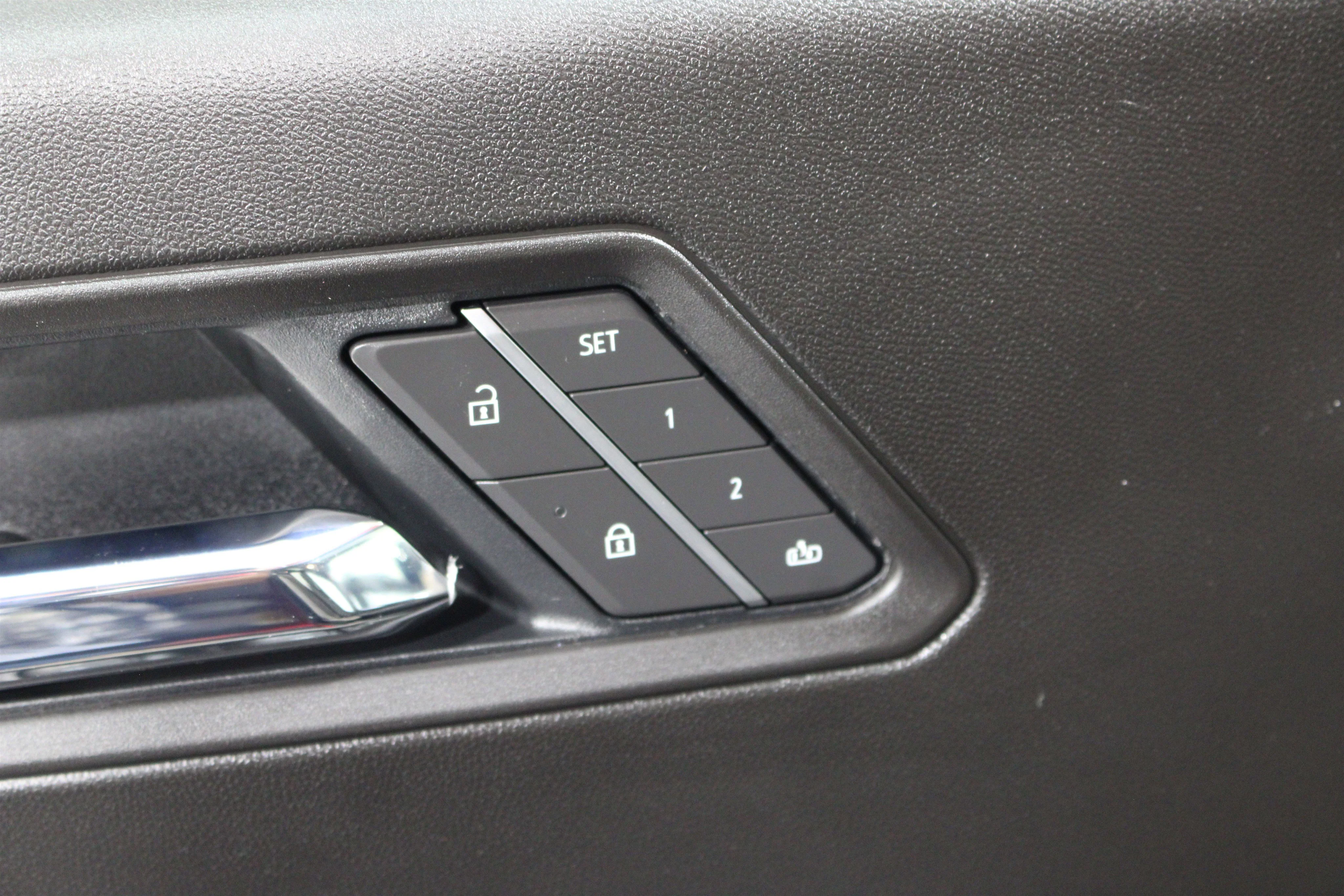 2026 Chevrolet Colorado ZR2 - Photo 8