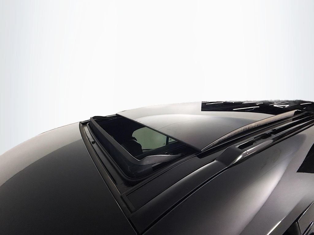 New 2026 Santorini Black Land Rover X-Dynamic SE image 23