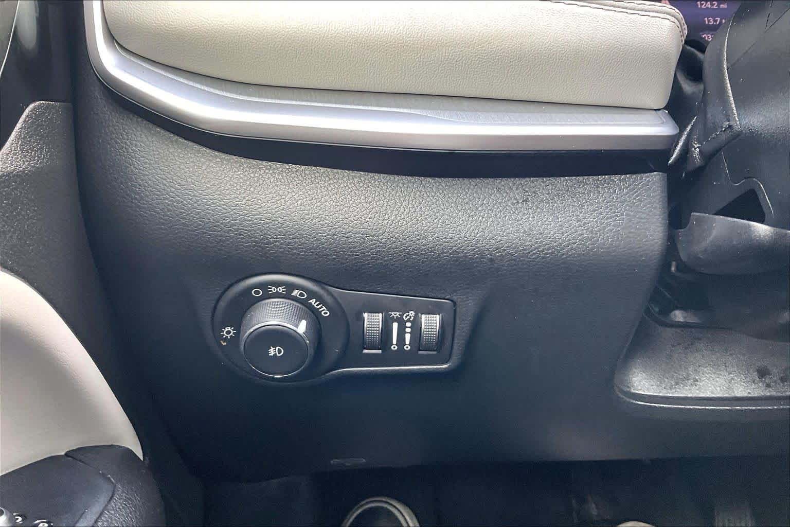 2025 Jeep Compass Limited - Photo 31