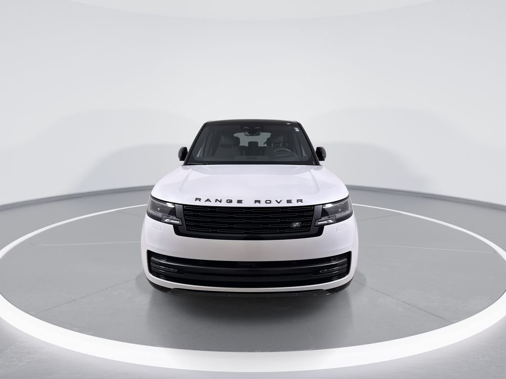 New 2026 OSTUNI PRL WHT Land Rover SE LWB image 3