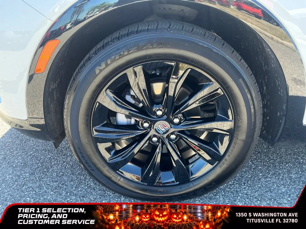 Used 2024 Summit White Buick Sport Touring image 21
