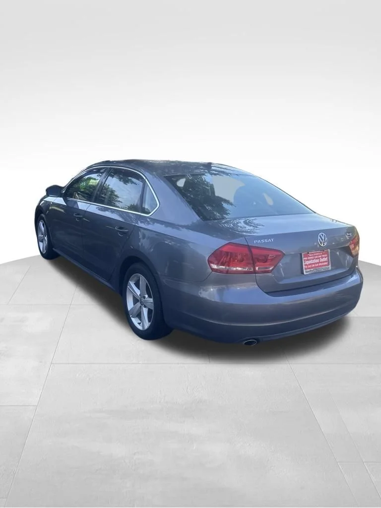 Used 2014 Gray Volkswagen 2.5 SE image 14