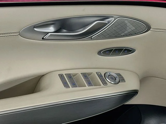 New 2027 Genesis GV70 2.5T Select