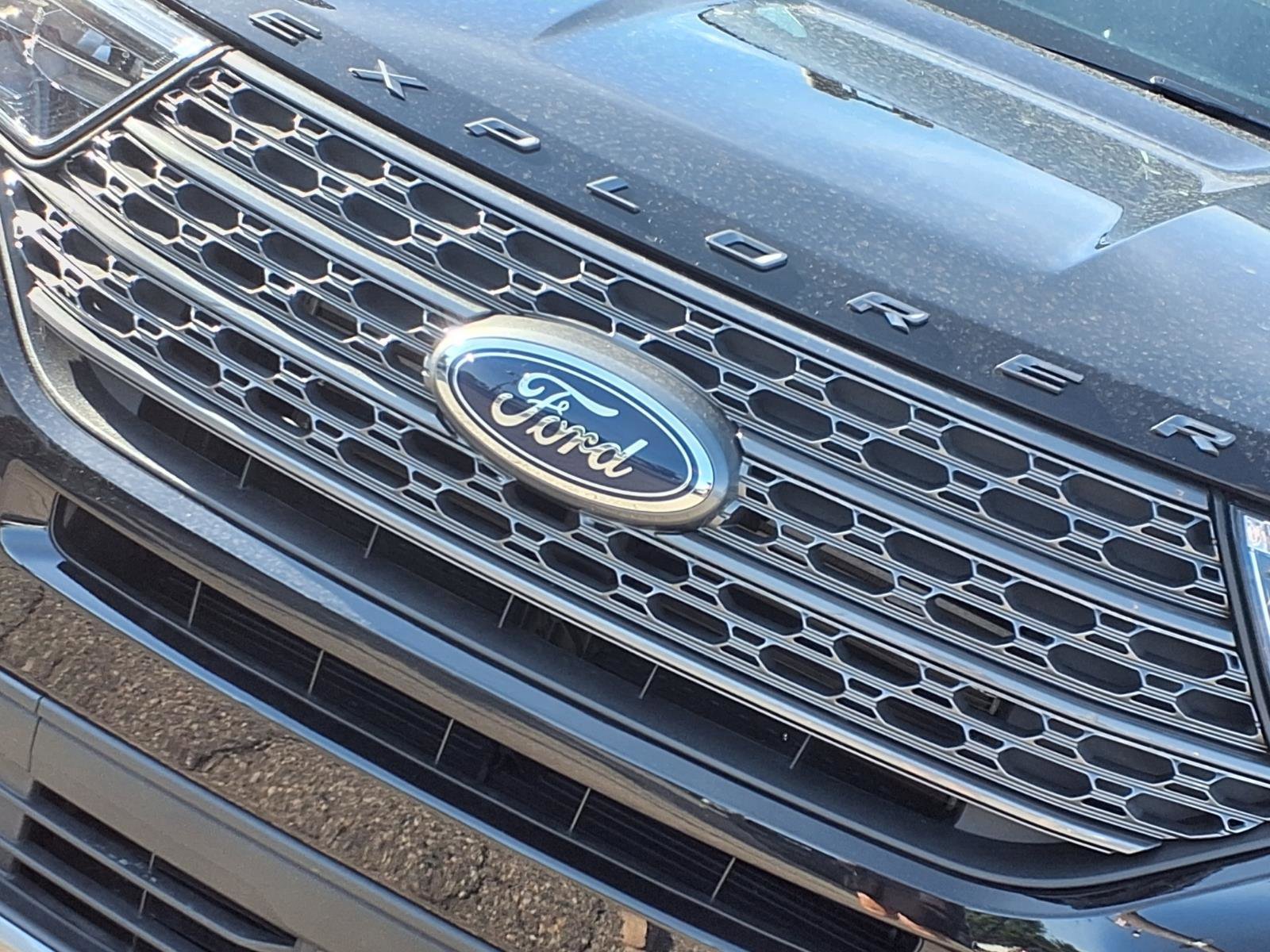Certified Used 2024 Agate Black Metallic Ford XLT image 28