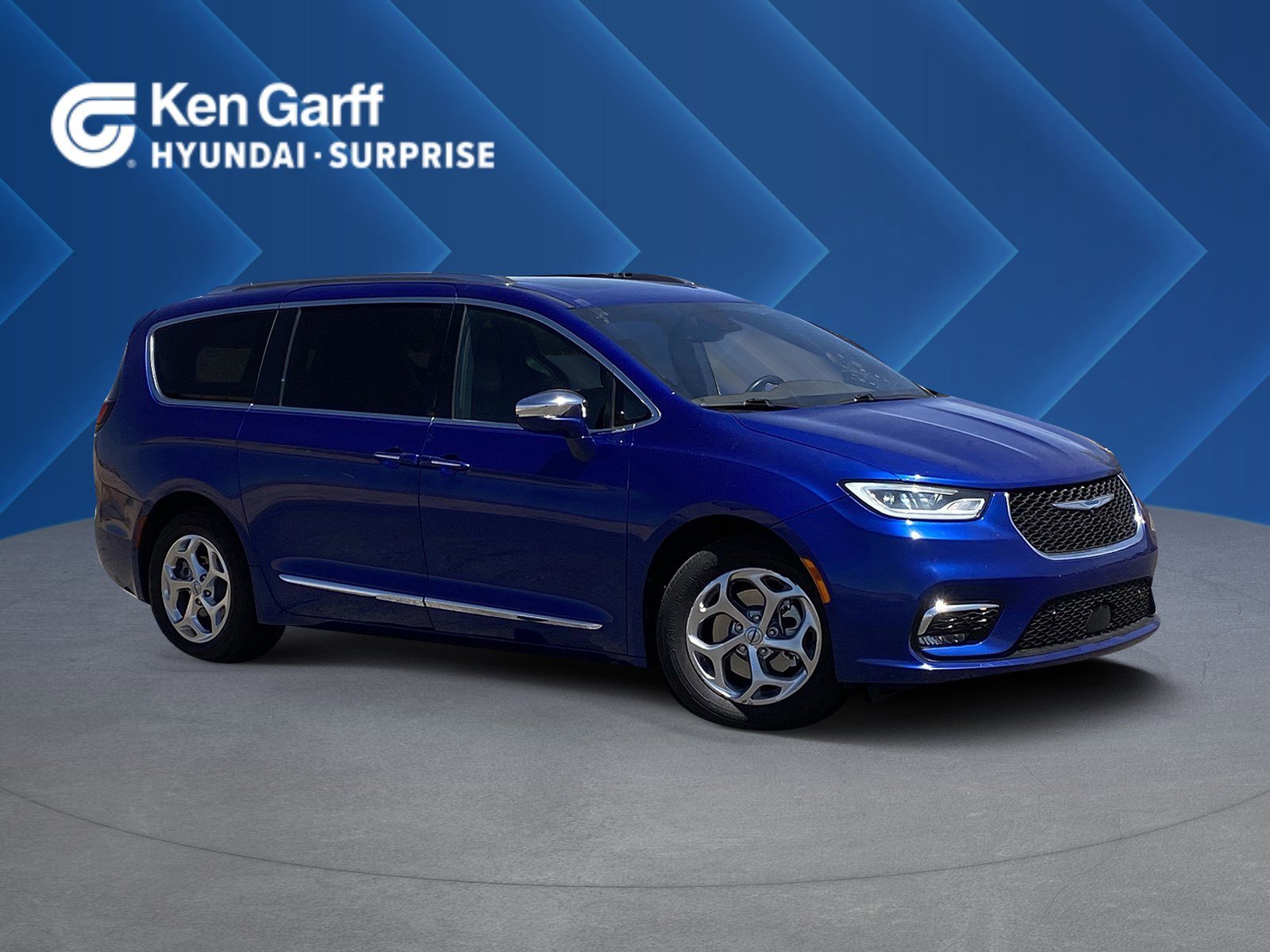 2021 Chrysler Pacifica Hybrid Limited Hybrid's photo