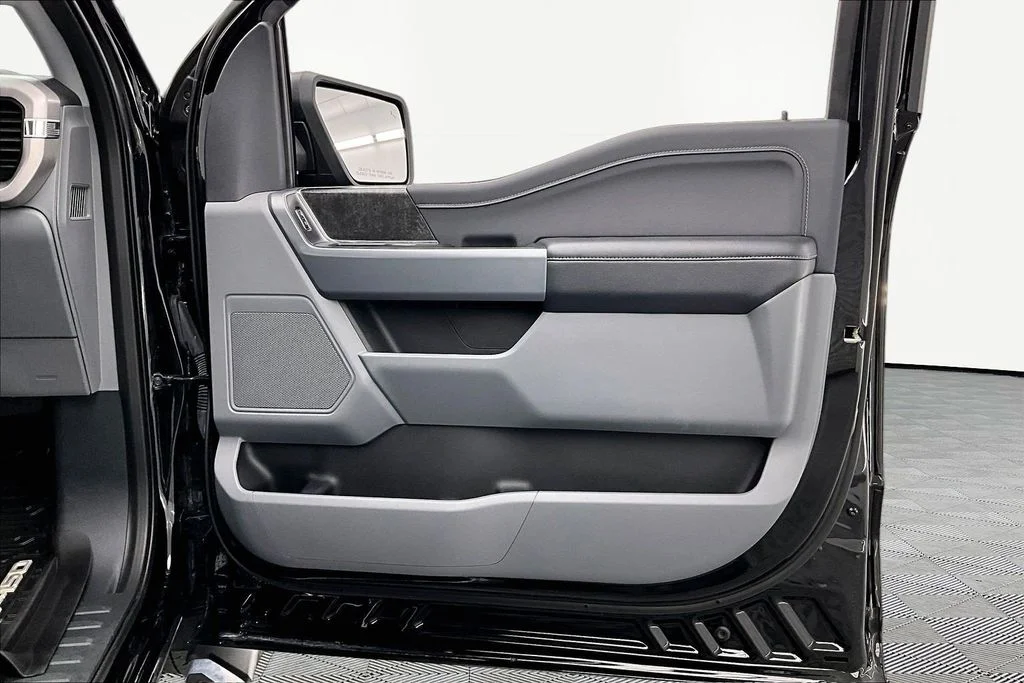 Certified Used 2023 Black Metallic Ford XLT image 25