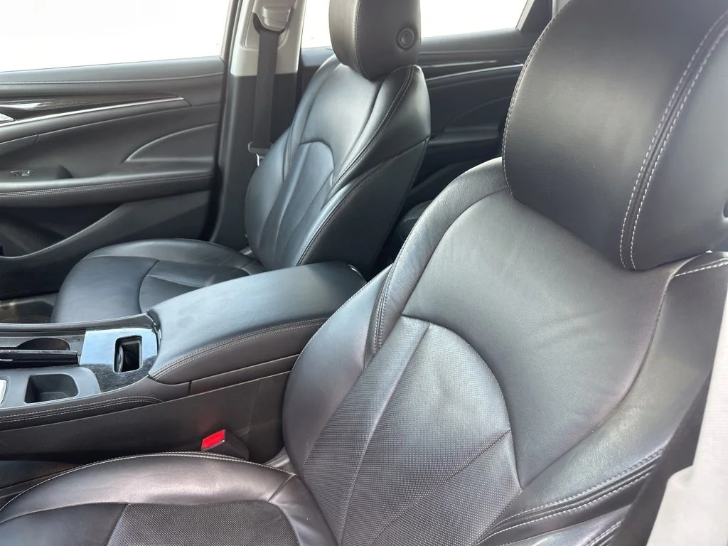 Used 2017 Silver Buick Premium I Group image 3