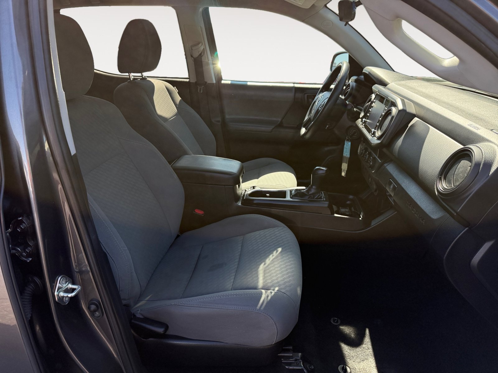 Used 2020 Magnetic Gray Metallic Toyota SR image 19