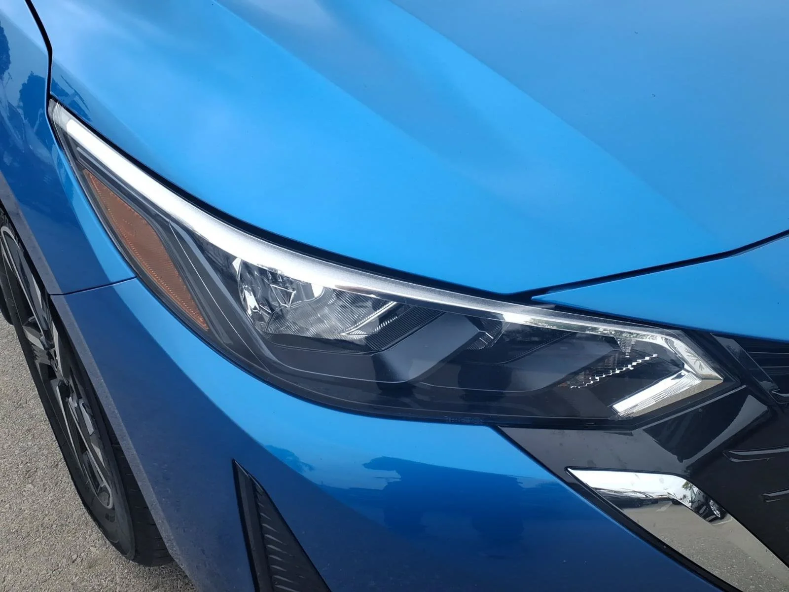 Certified Used 2024 Electric Blue Metallic Nissan SV image 6