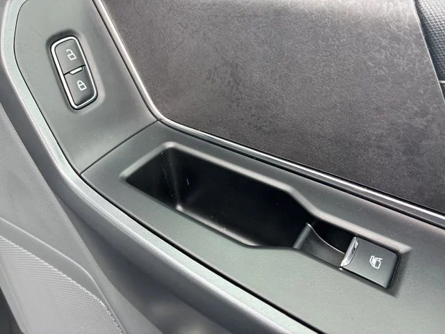 Used 2024 Carbonized Gray Metallic Ford XLT image 29