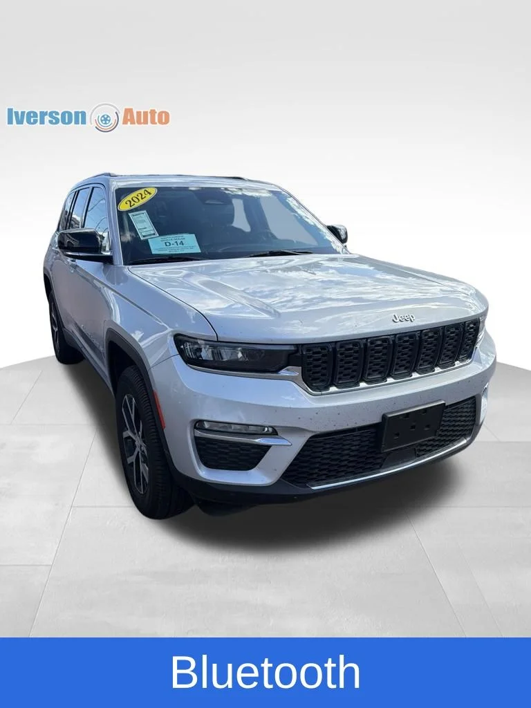 Used 2024 Silver Jeep Limited image 7