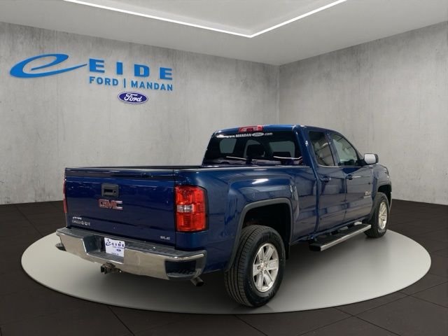 Used 2017 Blue GMC SLE image 11