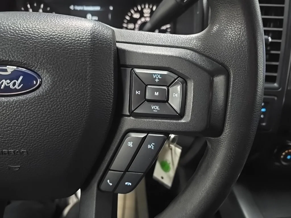 Used 2018 Gray Ford XL image 25