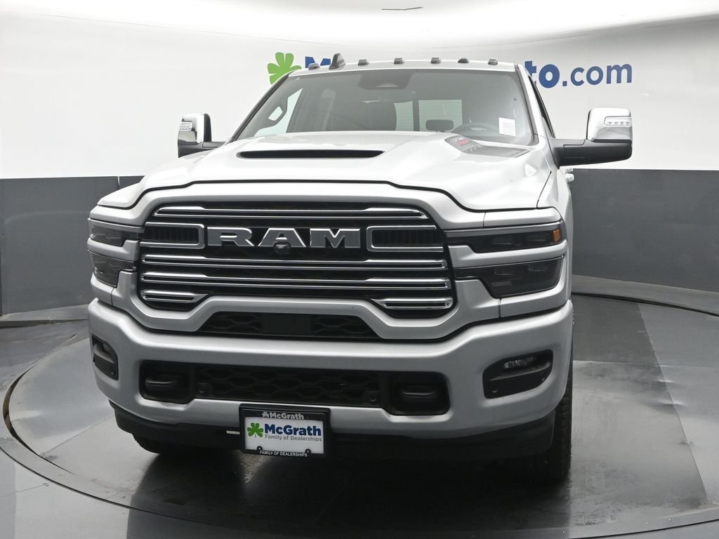 New 2026 Silver-Zynith Exterior Paint RAM Laramie image 30
