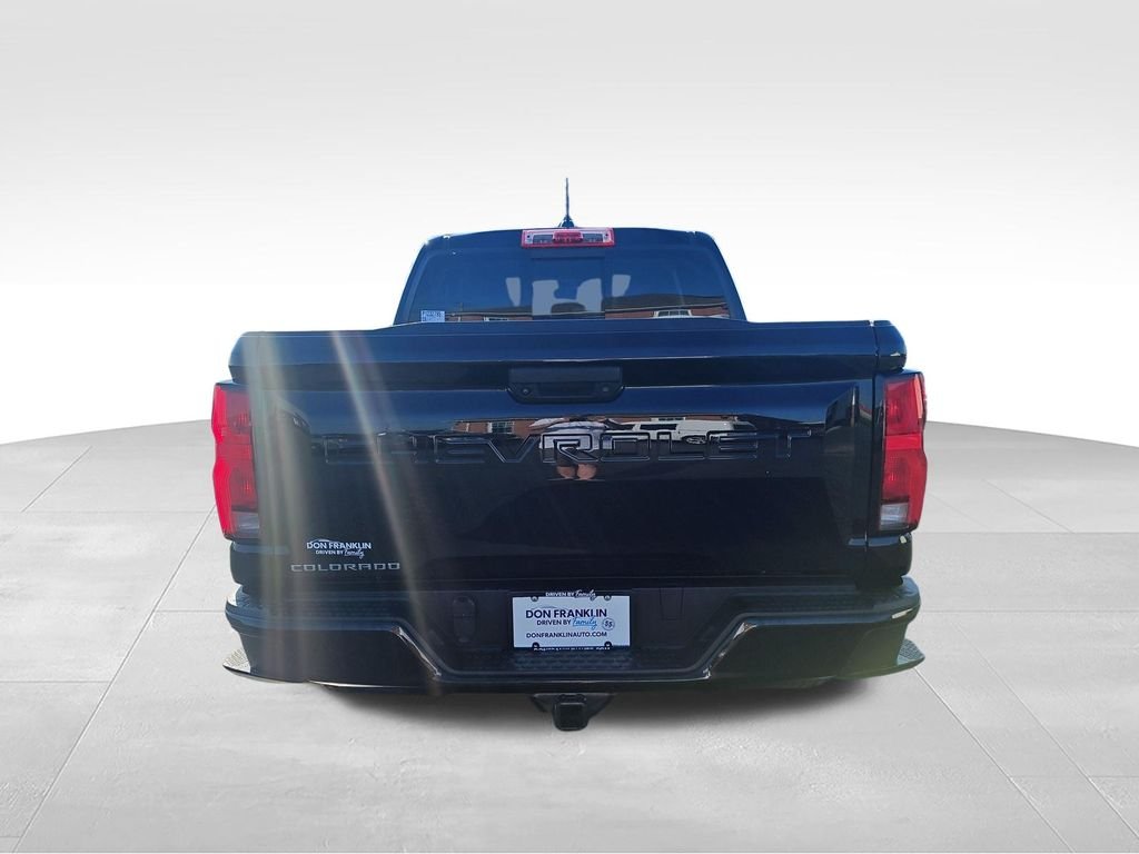 Used 2023 Black Chevrolet Z71 image 4