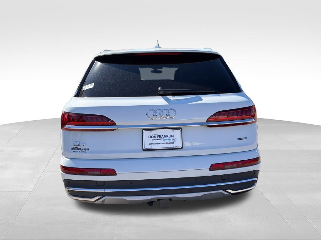 Used 2021 White Audi 45 Premium Plus image 4