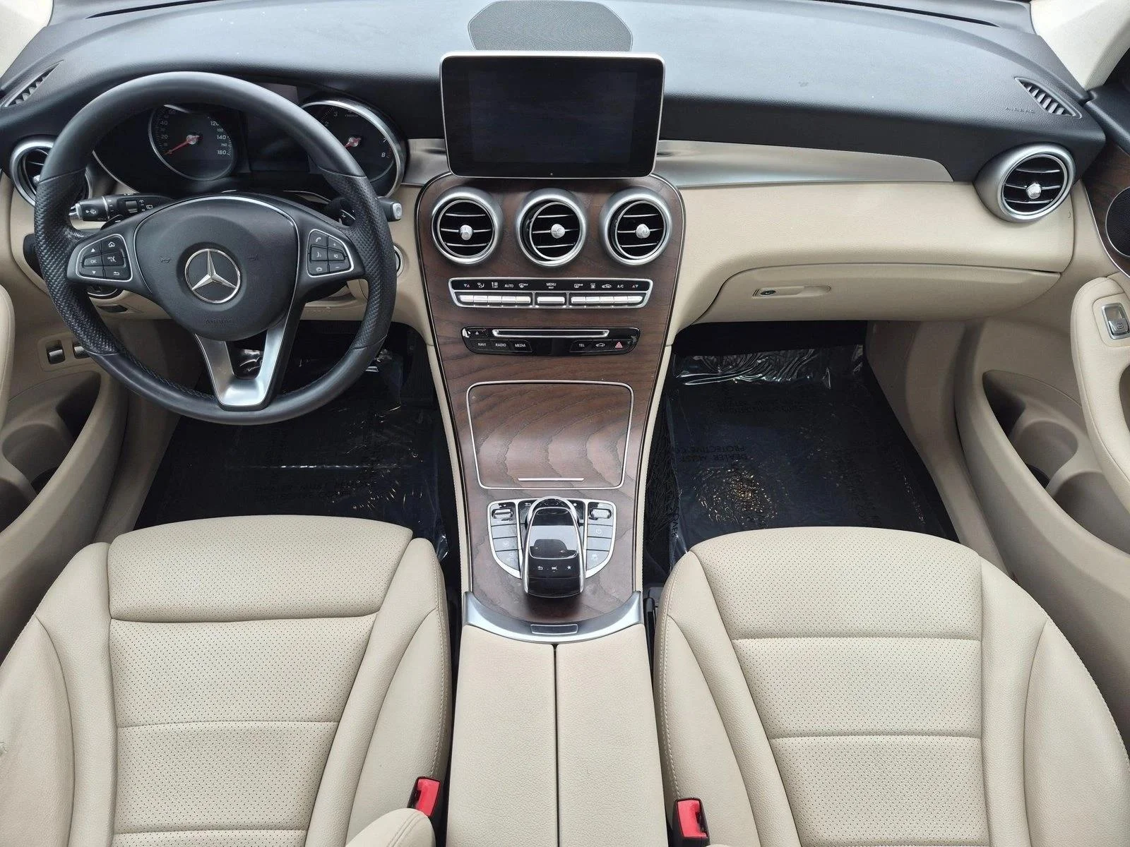 Used 2019 Black Mercedes-Benz GLC 350e image 14