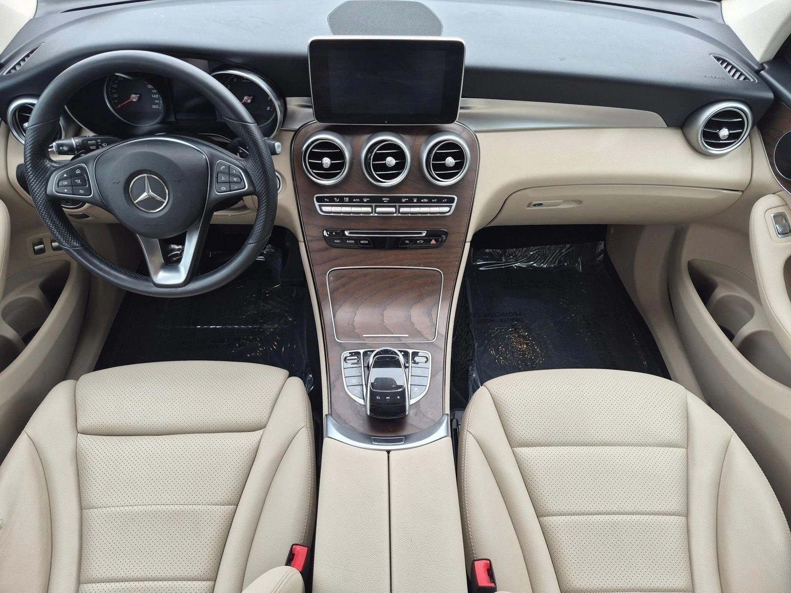 Used 2019 Black Mercedes-Benz GLC 350e image 14