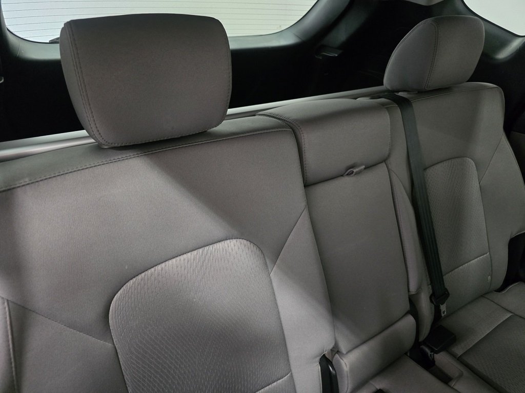 Used 2018 Silver Hyundai 2.4 Base image 18
