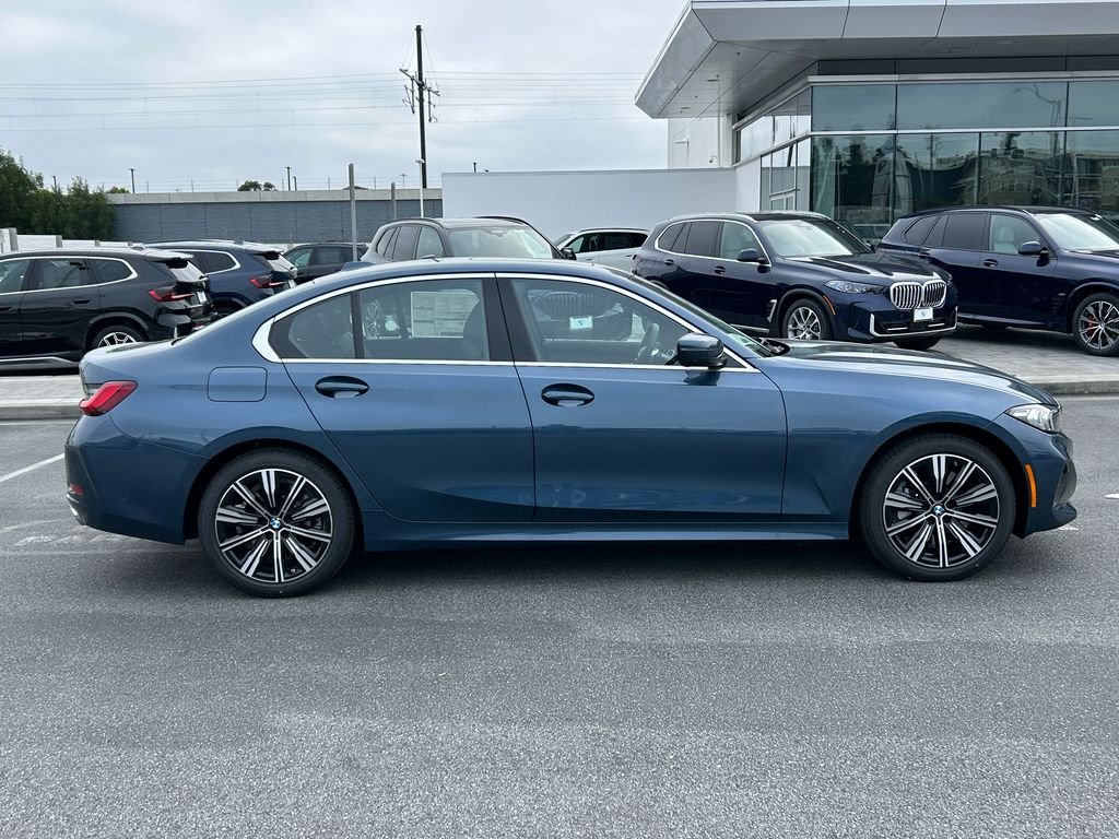New 2026 Arctic Race Blue metallic BMW 330i xDrive image 6