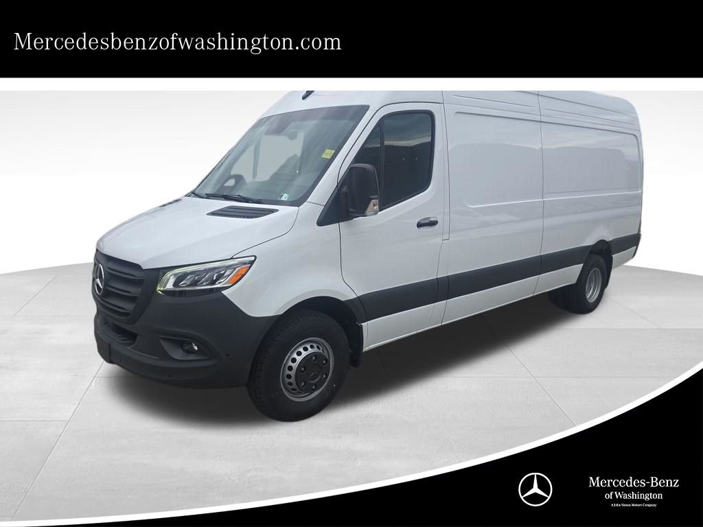 2026 Mercedes-Benz Sprinter 3500XD 170 WB HO High Roof's photo