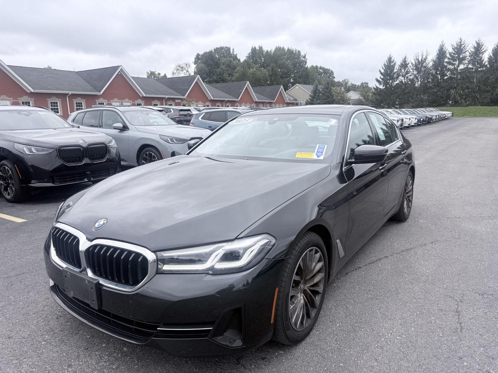 Used 2023 Black Sapphire Metallic BMW 530i xDrive image 3