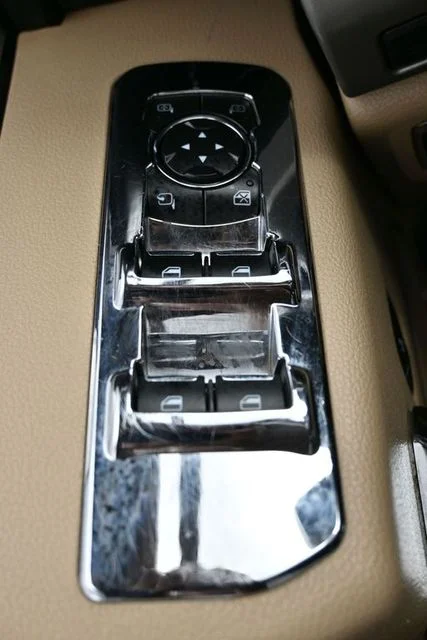 Used 2015 White Ford Lariat image 27