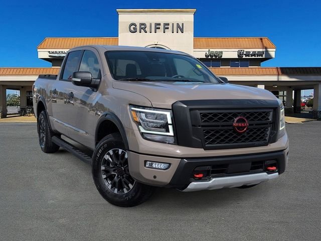 2024 Nissan Titan