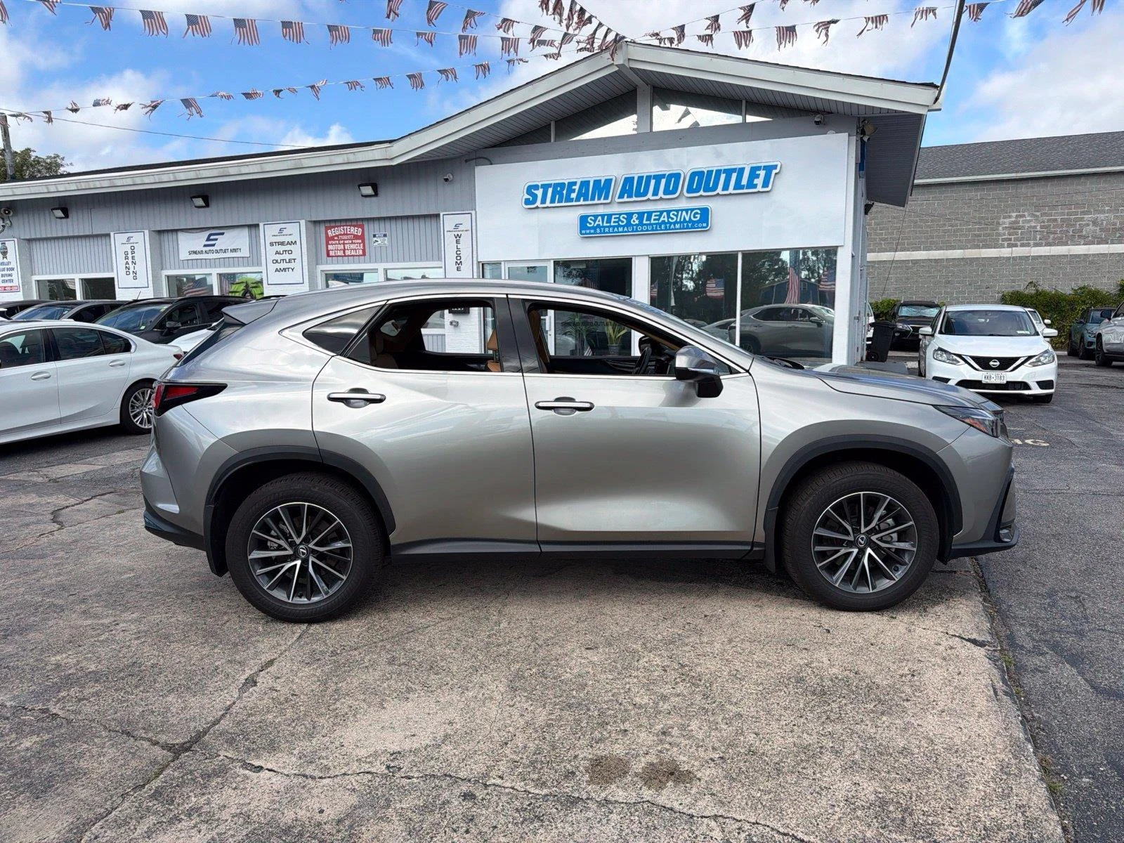 Used 2025 Silver Lexus 350 image 8