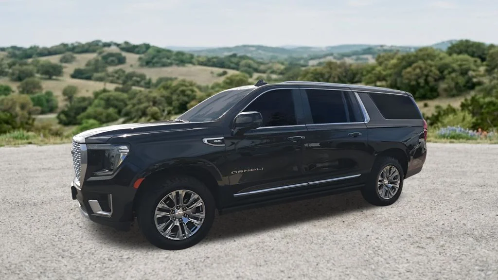 Used 2023 Black GMC Denali image 4
