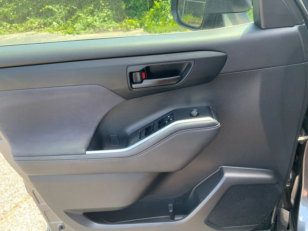 Used 2023 Gray Toyota L image 12