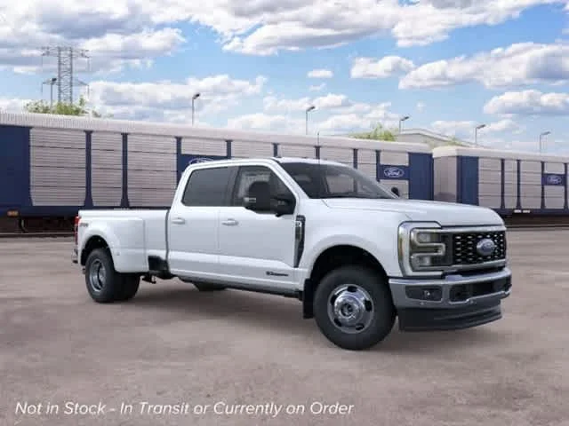 New 2026 Star White Metallic Tri-Coat Ford LARIAT image 7