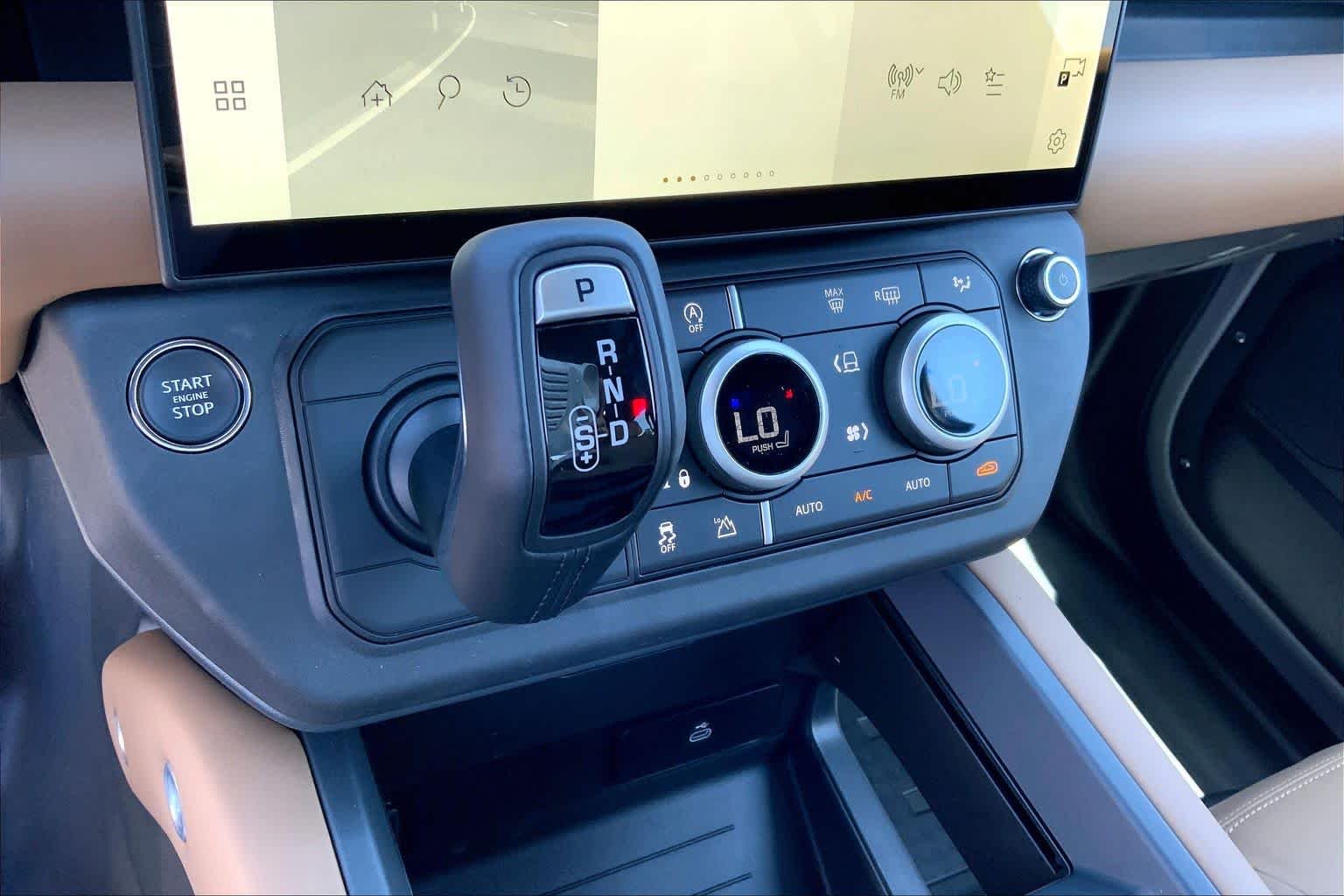 New 2026 Borasco Grey Land Rover X-Dynamic SE image 16