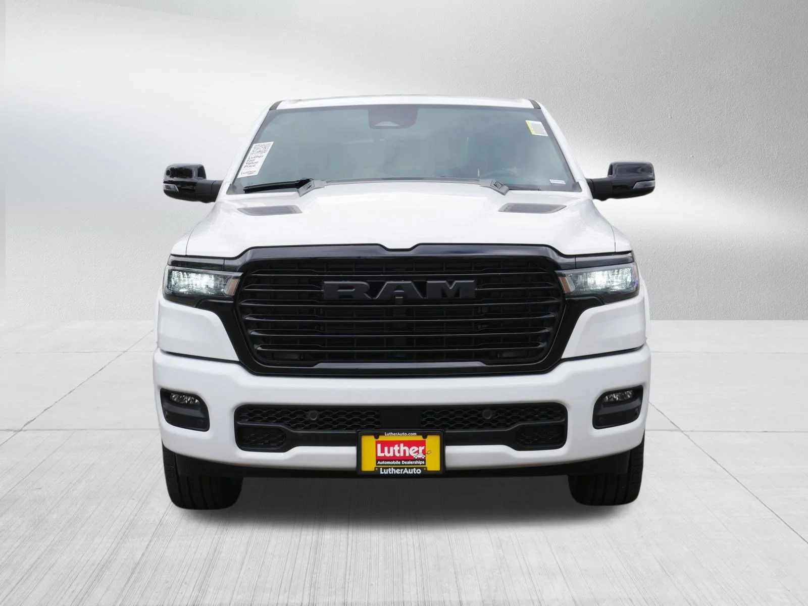 New 2026 Bright White Clear-Coat Exterior Paint RAM Laramie image 2