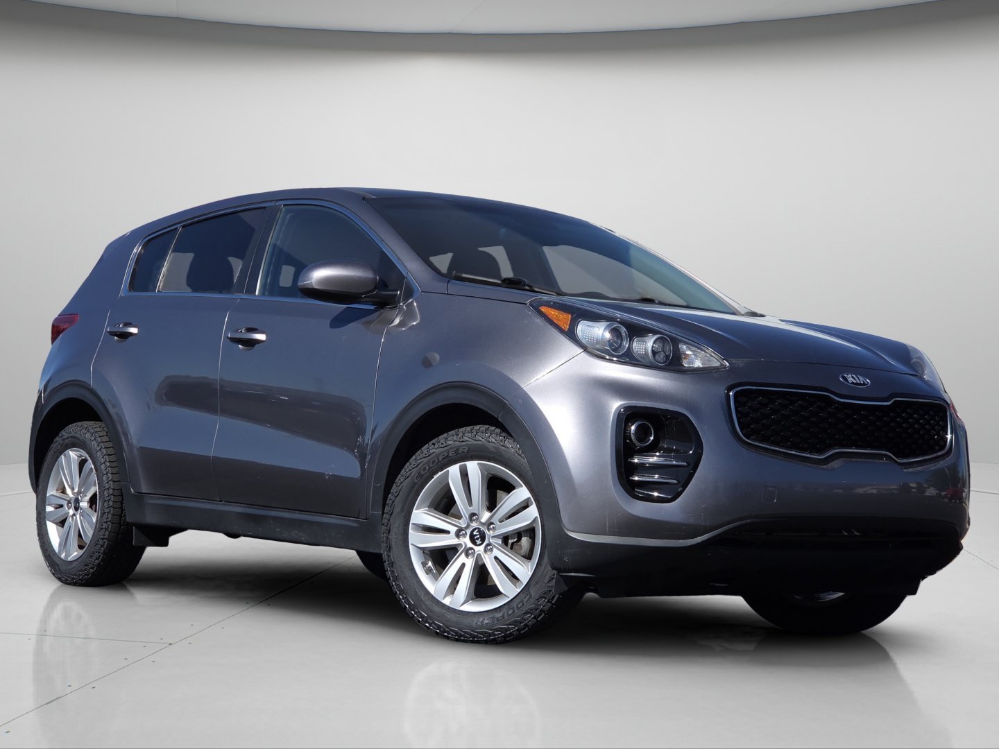 Used 2018 Kia Sportage LX with VIN KNDPMCACXJ7389560 for sale in Bountiful, UT